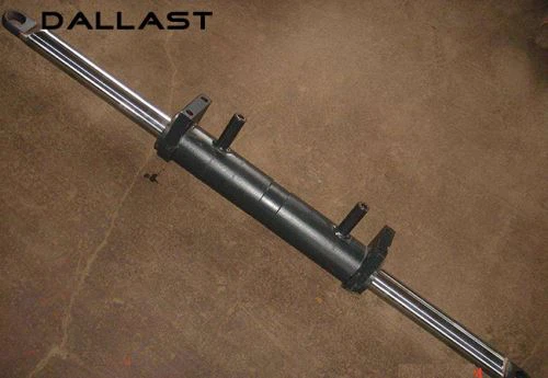 Cilindros de direção hidráulica do trator